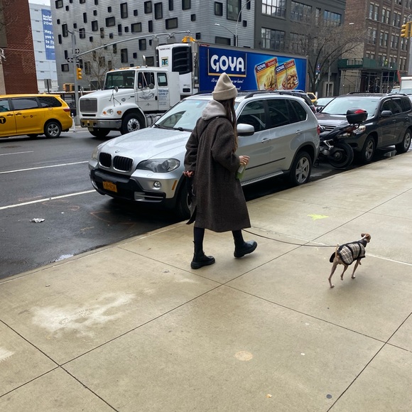 Meet the Posher - Picture 3 of 3